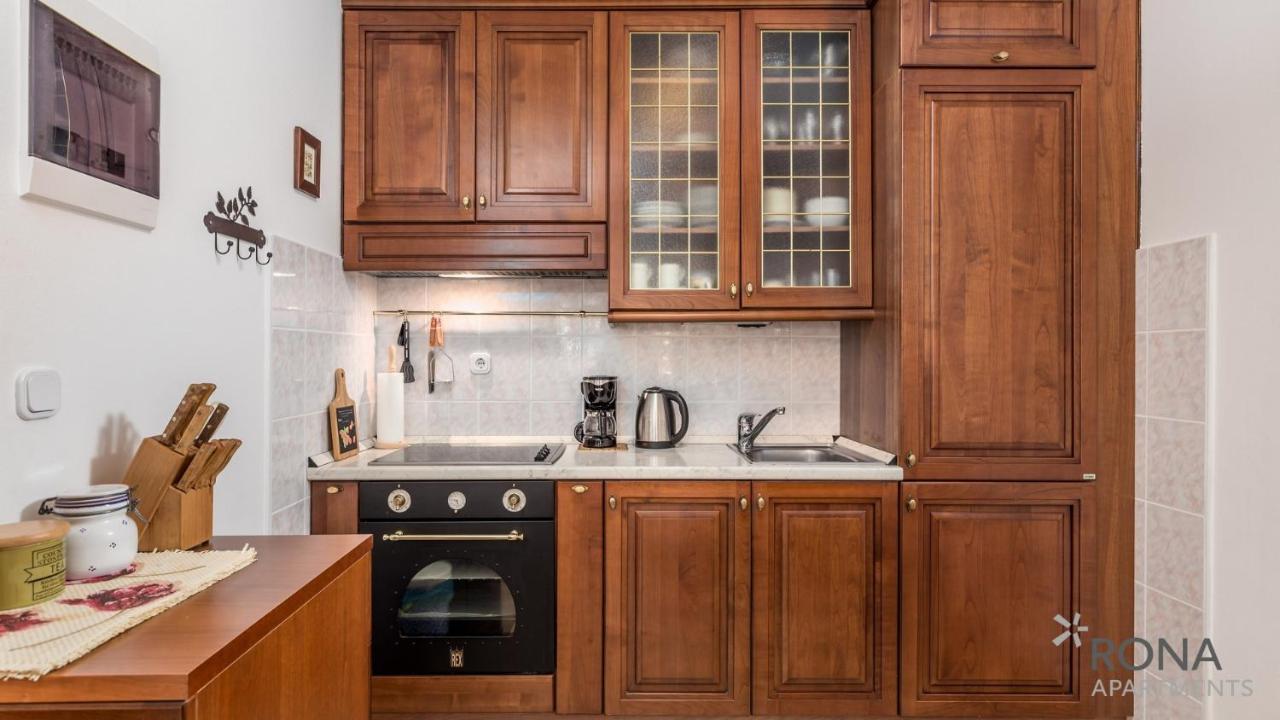 Rona Apartment Smokva 3 Опатия Экстерьер фото
